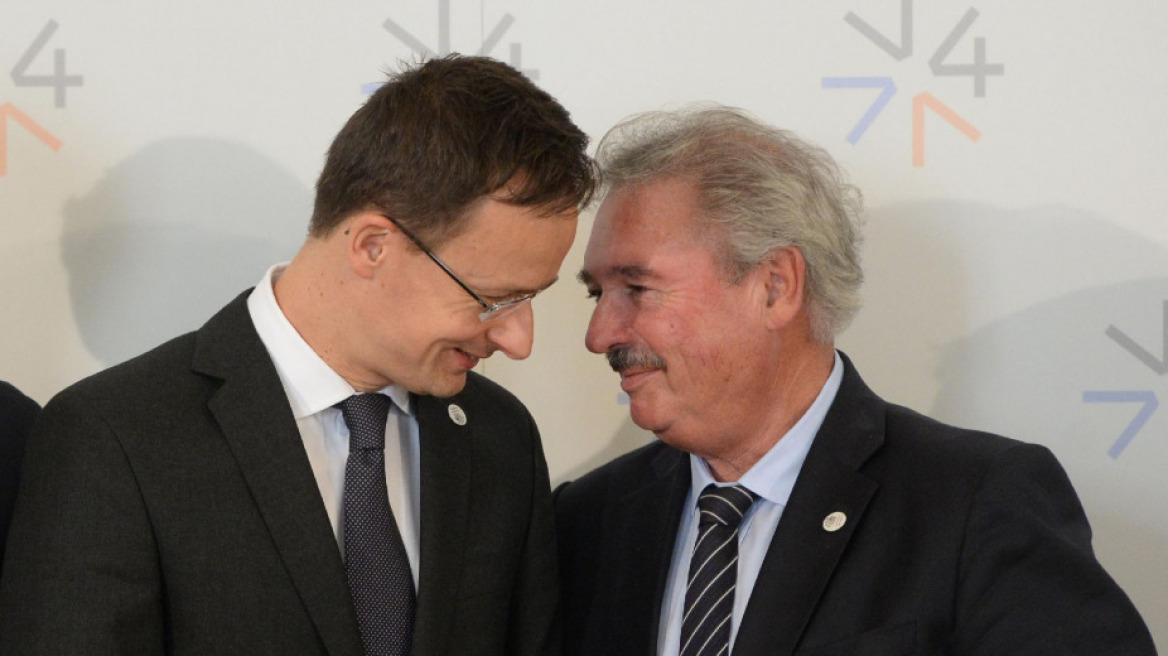 Ο υπουργός Εξωτερικών της Ουγγαρίας αποκαλεί «ηλίθιο» τον ΥΠΕΞ του Λουξεμβούργου